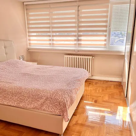 Apartman The Riverside