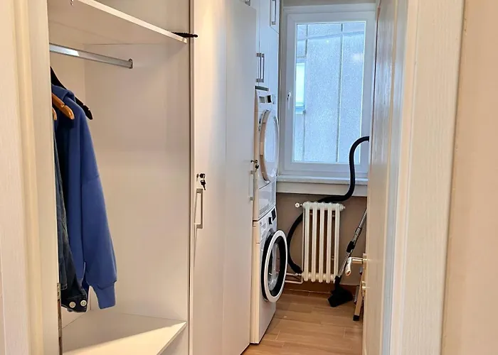 The Riverside Apartman *