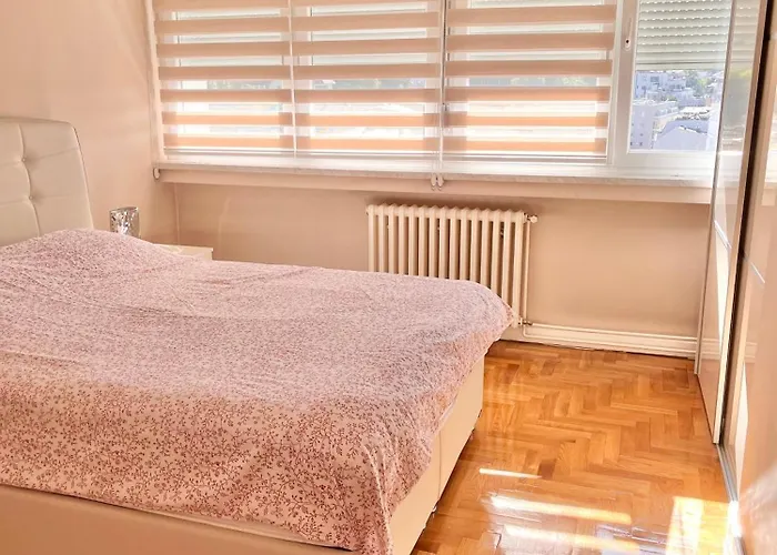 Apartman The Riverside